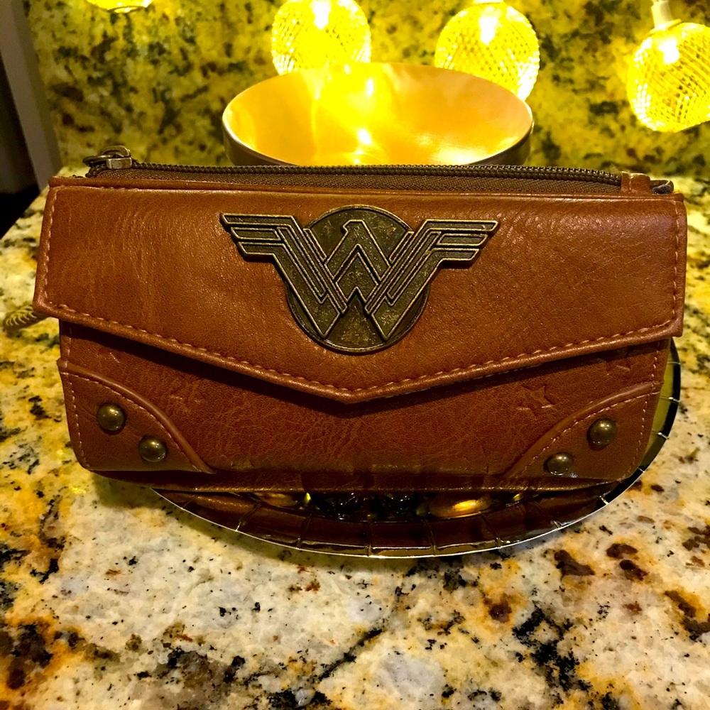 Wonder Woman Leather Wallet
